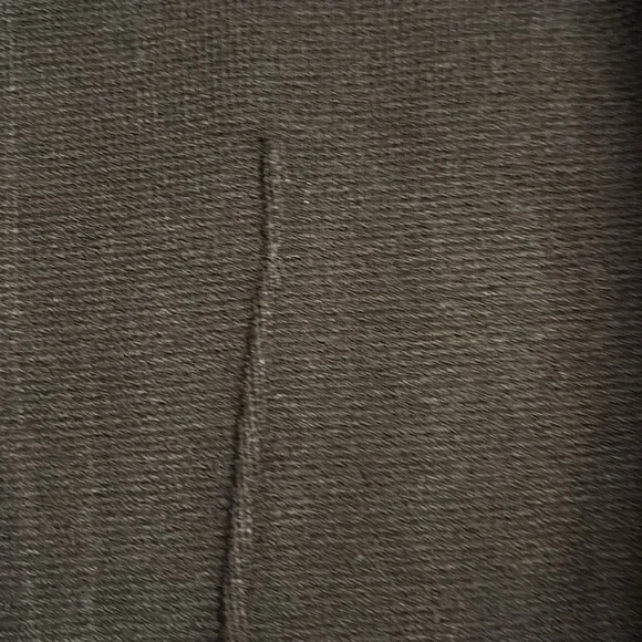 J Crew Women’s Delaney kickout sweater pant black Size M NWT